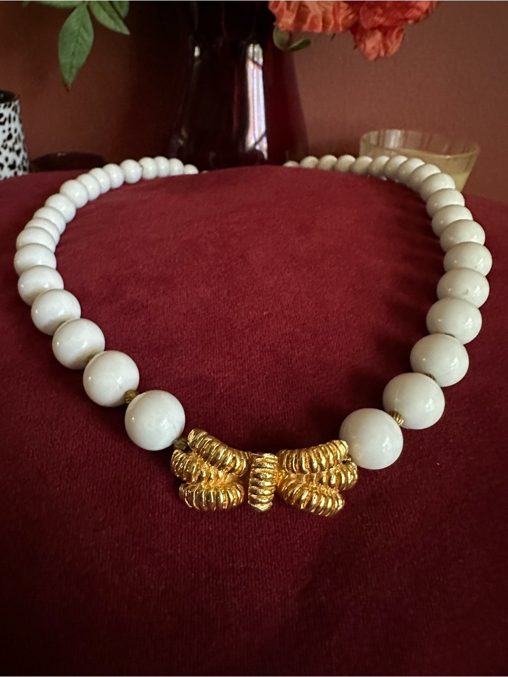 MiMi DI N Vintage White Bead Necklace with Gold Bow Accent
